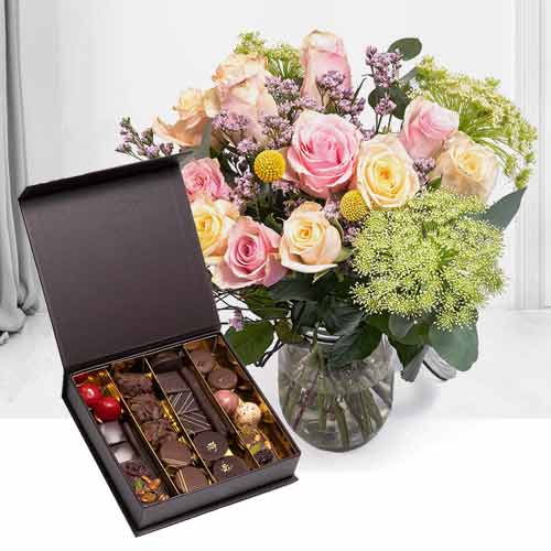 Chocolate and Flower Bouquet-Send Flower and Chocolates to Montpellier