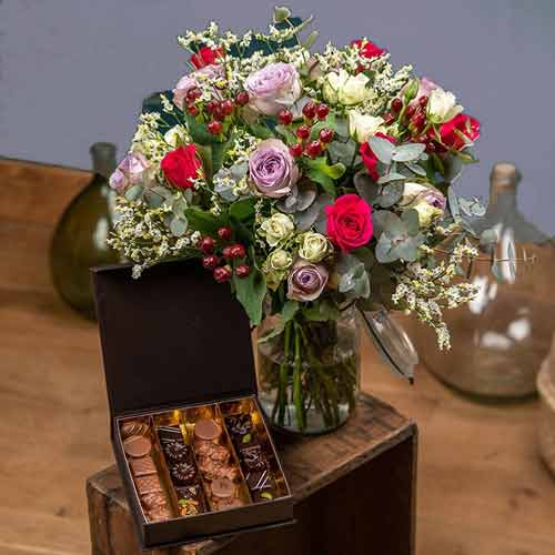 Elegant Flower Bouquet And Chocolates
