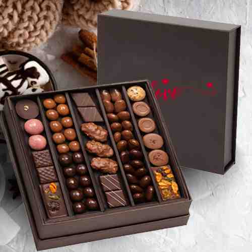 - Send Chocolates On Valentine's Day