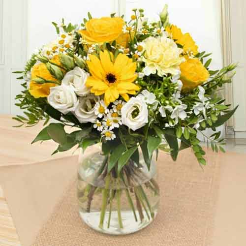 Flower Bouquet Sunlight-Sending Flowers To Her Work