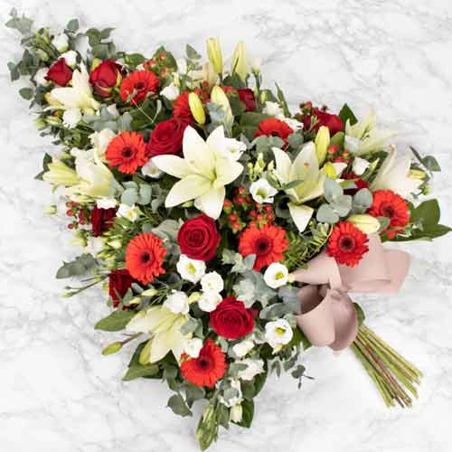 Lily Rose Seasonal Flower Bouquet-Flower To Give When Someone Dies