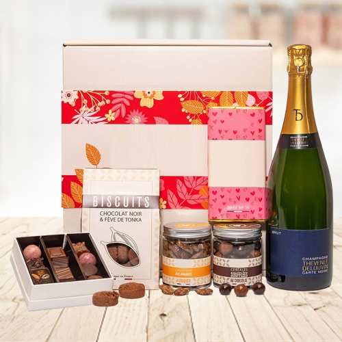 - Send Bubbly & Sweet Gift Set To Mom | Cherished Moments Box 