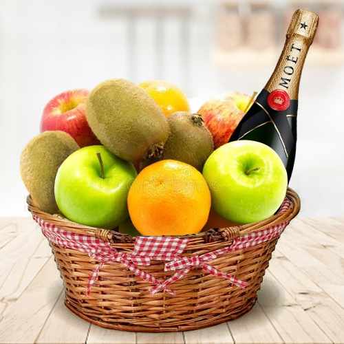 Moet And Fruits