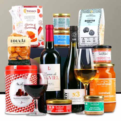 Trendy Sweets And Savory Box