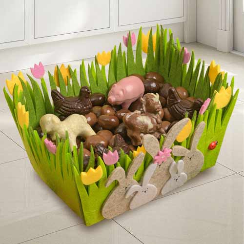 Farmyard Chocolate Easter Delight
