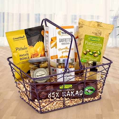 Gourmet Snack Selection-French Savory Snack & Chocolate Gift With Premium Nuts