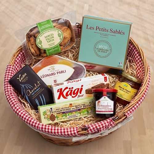 - Gourmet Sweet Treats Gift Basket Online | French Sweet Delights