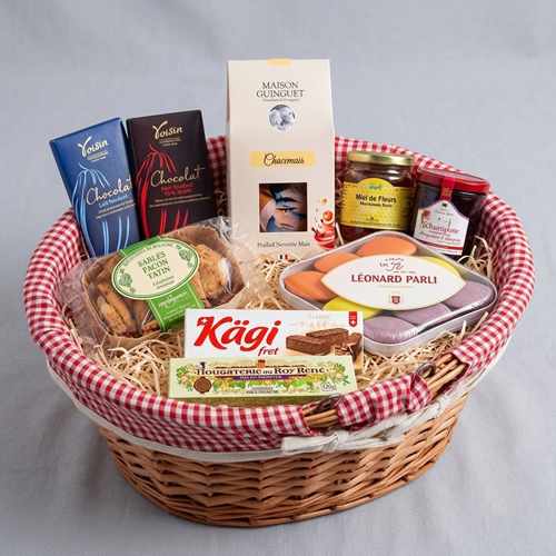 - Festive Chocolate & Sweets Gift Basket Delivery | Premium Sweet Indulgence 