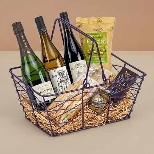 - Festive Wine & Champagne Gift Hamper Online Delivery | Wine And Champagne Celebration Box 