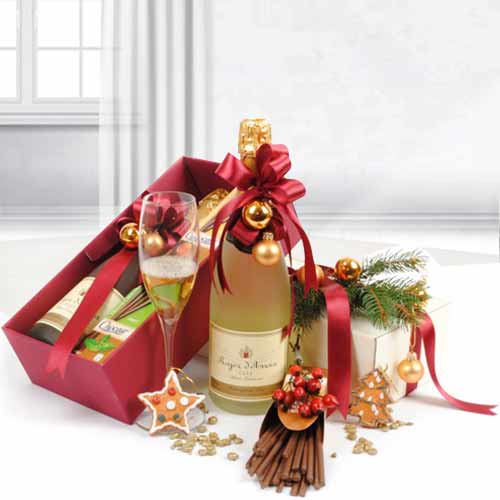 Sparkling Wine And Chocolate Box-Best Christmas Gift For Female Boss