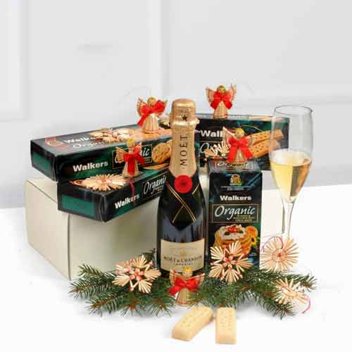 Festive Delight Hamper-Best Christmas Gifts For Your Brother