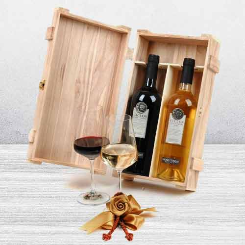 White And Red Vine Combo-Christmas Gift Ideas For Couples